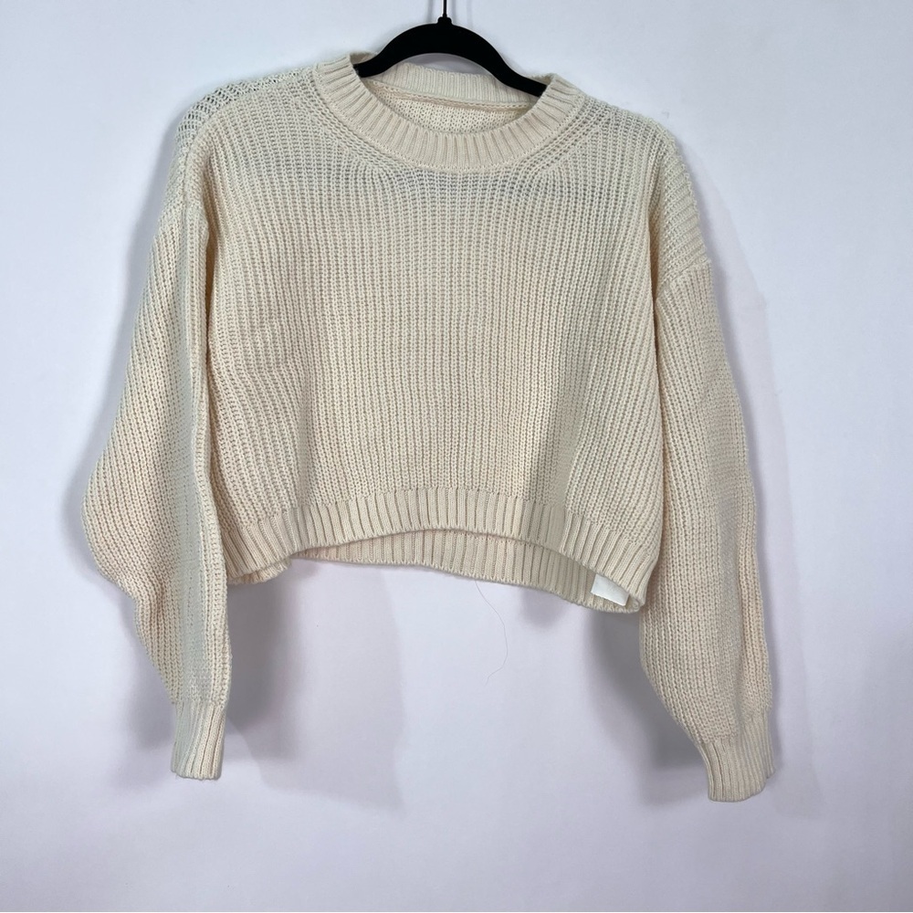 Juniors Off White Cream Ivory Cropped Crew Neck Long Sleeve Sweater Sz Medium